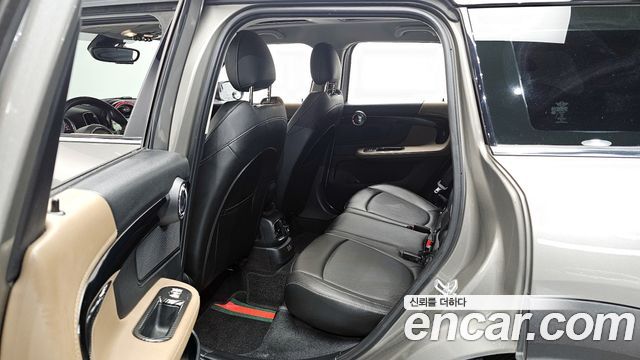 Mini Countryman 2020 — photo 17