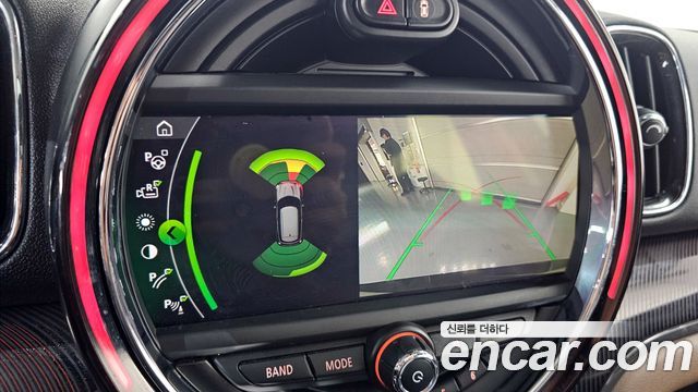 Mini Countryman 2020 — photo 23