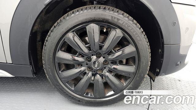 Mini Countryman 2020 — photo 7