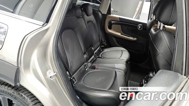 Mini Countryman 2020 — photo 16