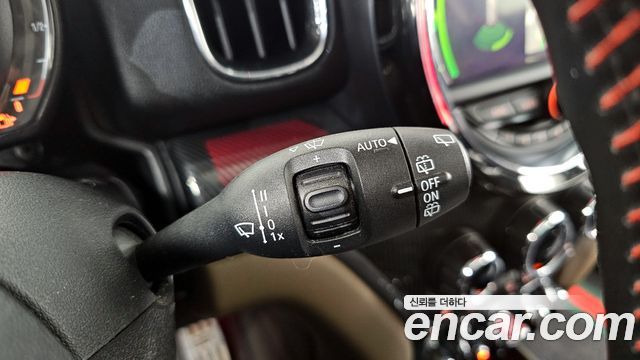Mini Countryman 2020 — photo 30