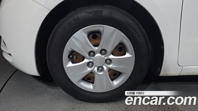 Kia K3 2015 — photo 5