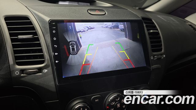 Kia K3 2015 — photo 15