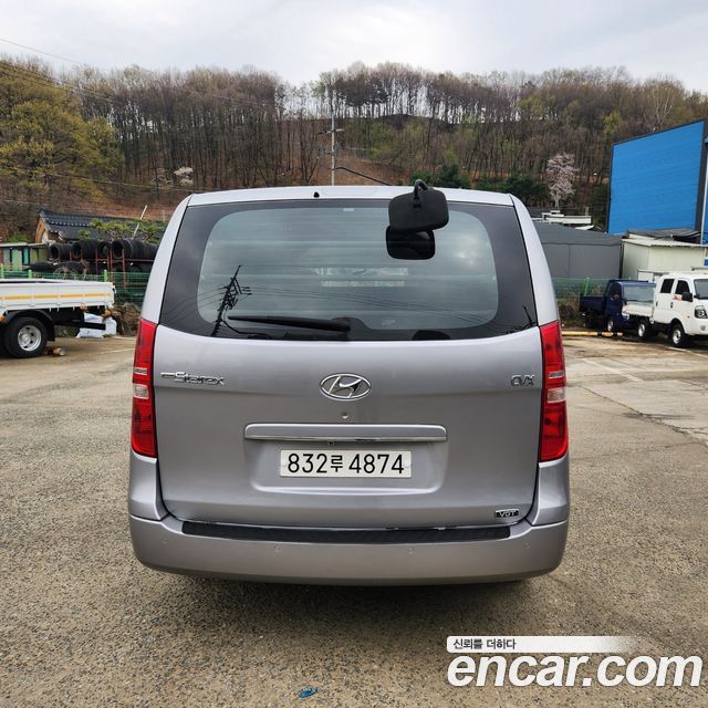 Hyundai Starex 2013 — photo 4