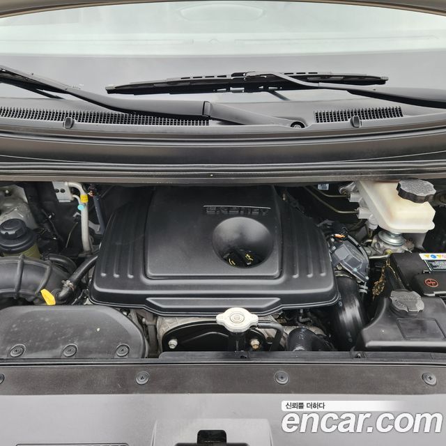 Hyundai Starex 2013 — photo 6