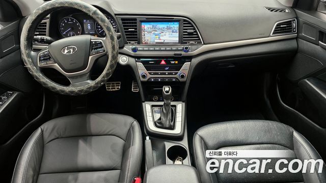 Hyundai AVANTE 2016 — photo 7