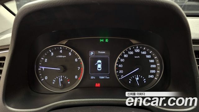 Hyundai AVANTE 2016 — photo 8