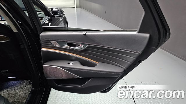 Kia K9 2022 — photo 15
