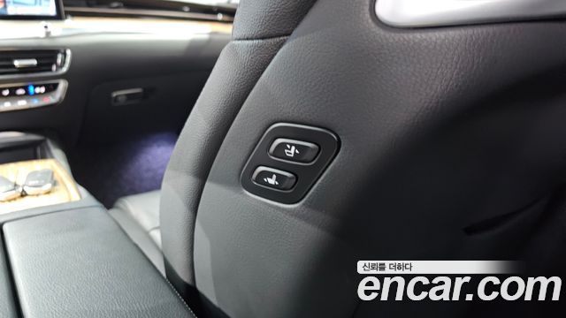 Kia K9 2022 — photo 28