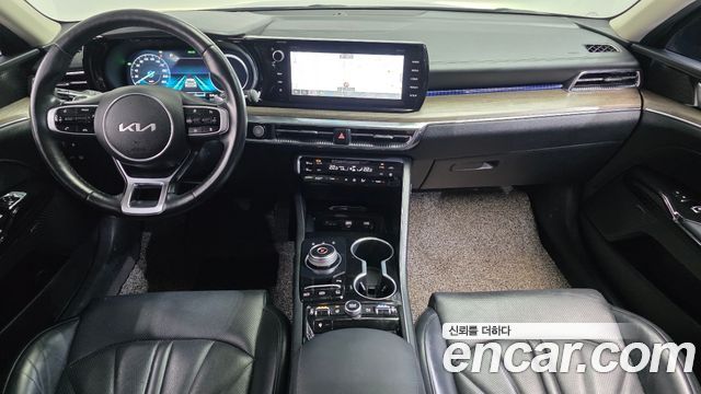 Kia K5 2022 — photo 10