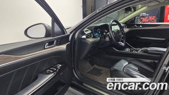 Kia K5 2022 — photo 13