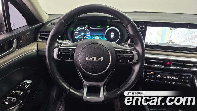 Kia K5 2022 — photo 19