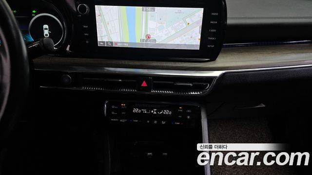 Kia K5 2022 — photo 22