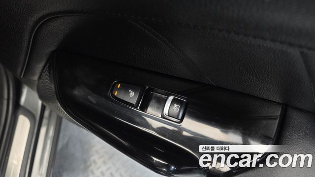 Kia K5 2022 — photo 25