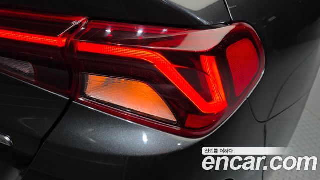 Kia K5 2022 — photo 9