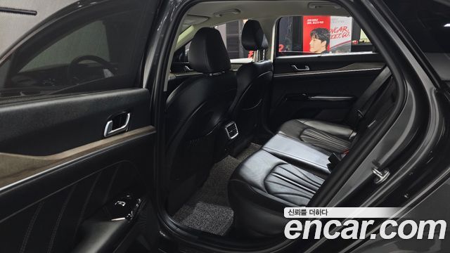 Kia K5 2022 — photo 16