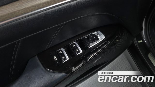 Kia K5 2022 — photo 27