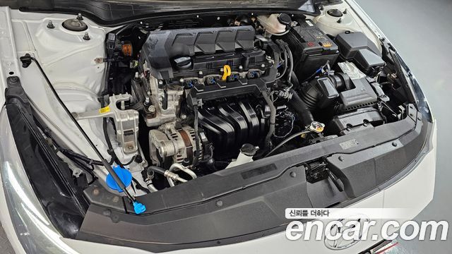 Hyundai AVANTE 2021 — photo 6