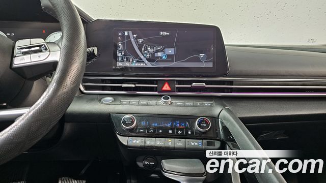 Hyundai AVANTE 2021 — photo 13