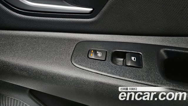 Hyundai AVANTE 2021 — photo 18