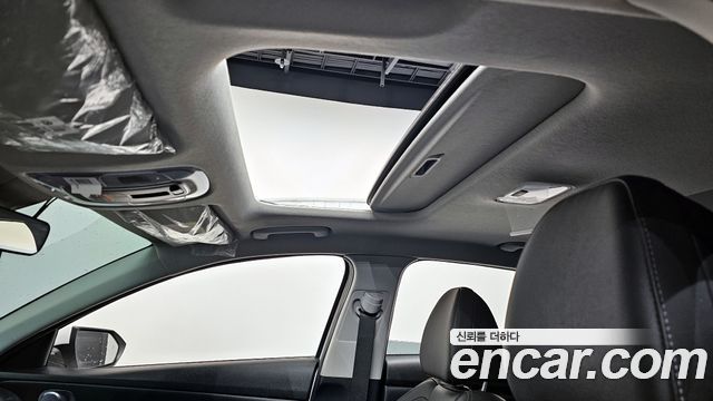 Hyundai AVANTE 2021 — photo 19
