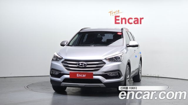 Hyundai Santafe 2016 — photo 3
