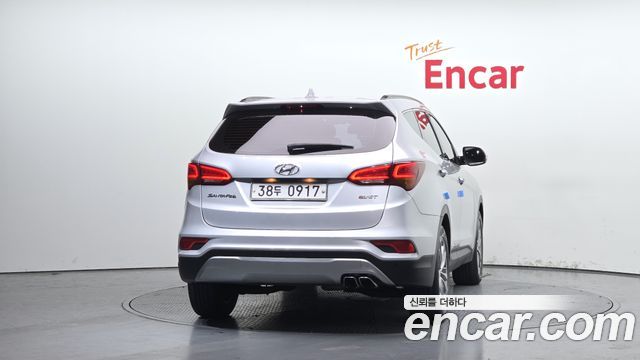 Hyundai Santafe 2016 — photo 4