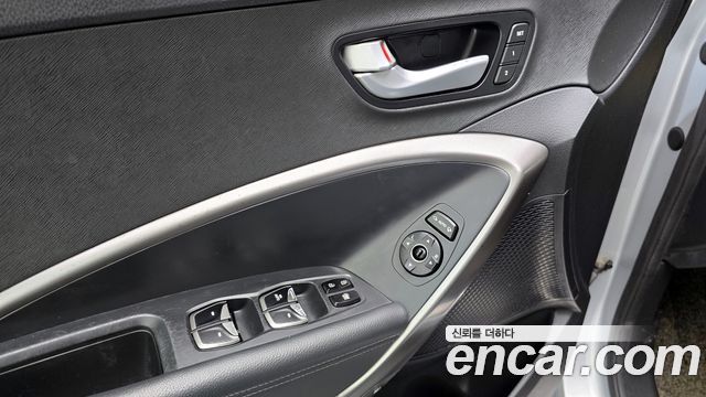 Hyundai Santafe 2016 — photo 20