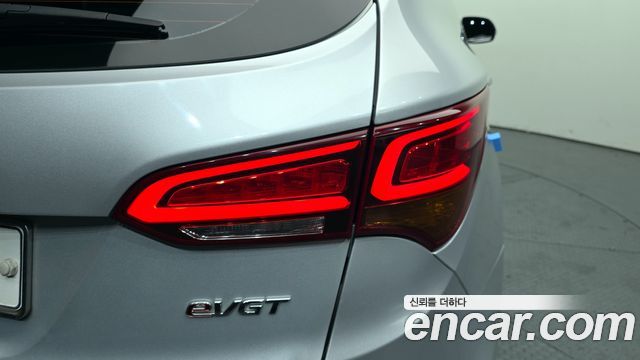 Hyundai Santafe 2016 — photo 9