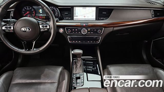 Kia K7 2017 — photo 10