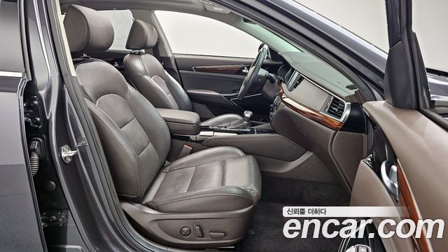 Kia K7 2017 — photo 17