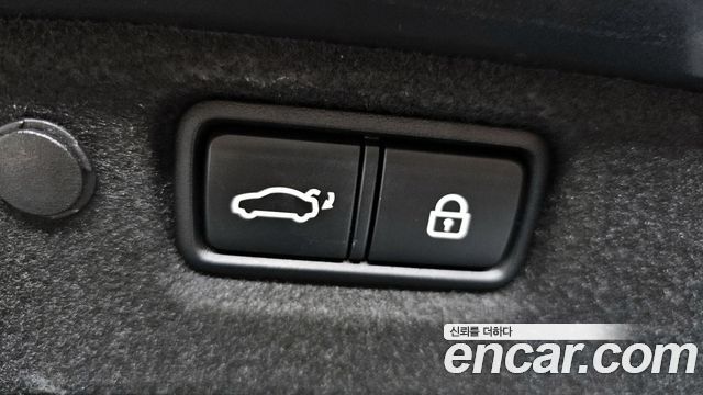 Kia K7 2017 — photo 26