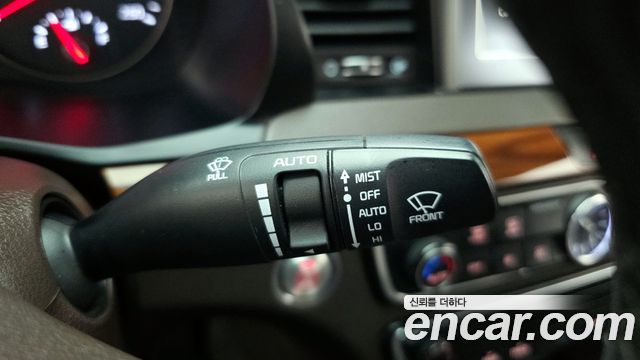 Kia K7 2017 — photo 27