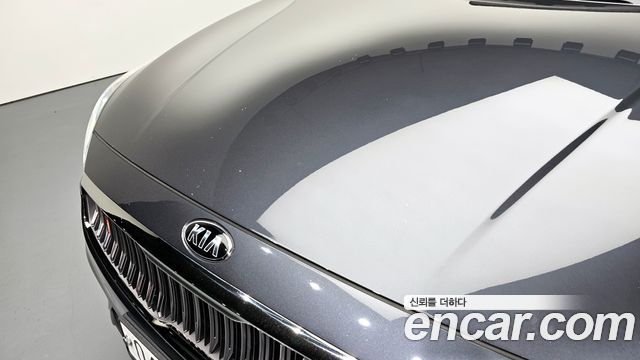 Kia K7 2017 — photo 30