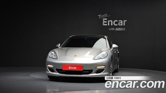 Porsche Panamera 2010 — photo 3