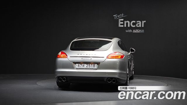 Porsche Panamera 2010 — photo 4