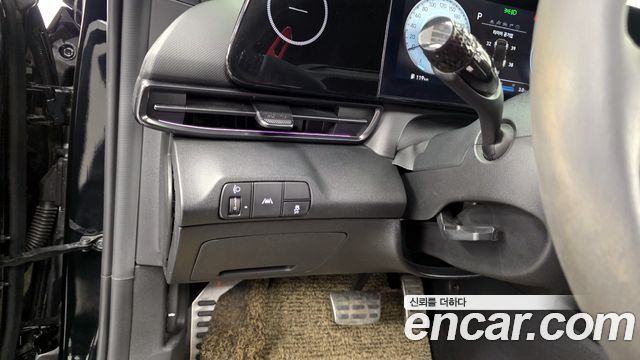 Hyundai AVANTE 2023 — photo 16