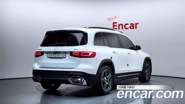 Mercedes-Benz GLB-Class 2020 — photo 2