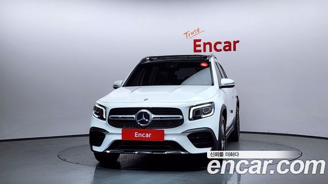 Mercedes-Benz GLB-Class 2020 — photo 3