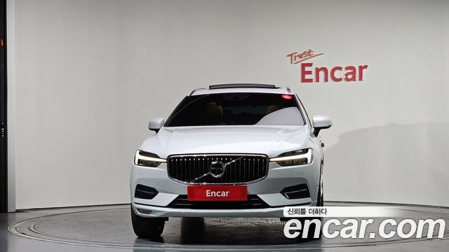 Volvo XC60 2021 — photo 3