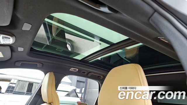 Volvo XC60 2021 — photo 25