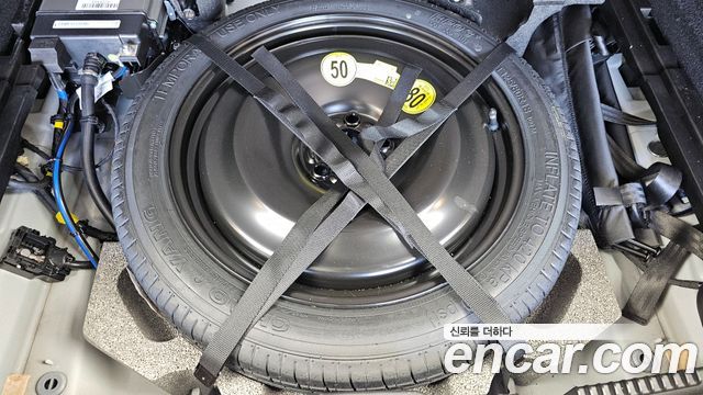 Volvo XC60 2021 — photo 31