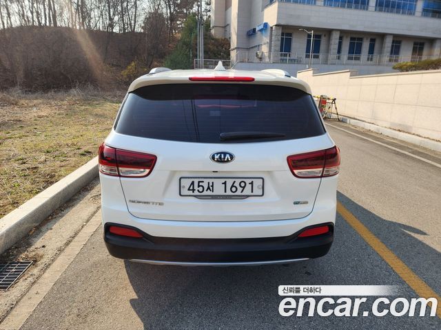 Kia Sorento 2015 — photo 6