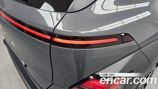 Hyundai Kona 2025 — photo 9