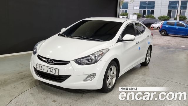 Hyundai AVANTE 2013 — photo 1