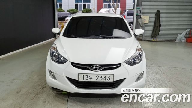 Hyundai AVANTE 2013 — photo 3