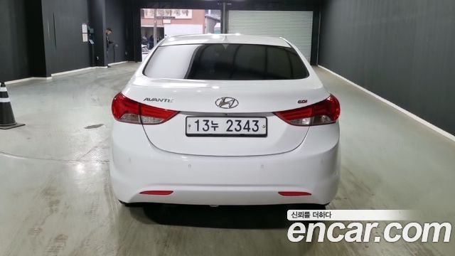 Hyundai AVANTE 2013 — photo 4