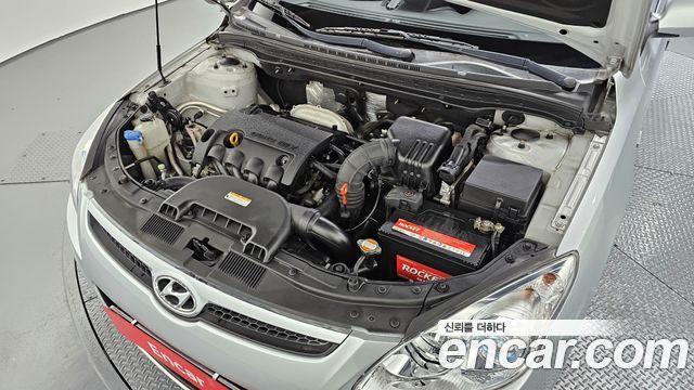 Hyundai i30 2009 — photo 6