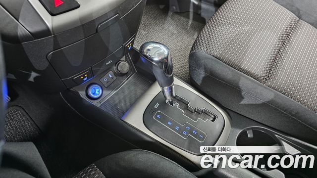 Hyundai i30 2009 — photo 9