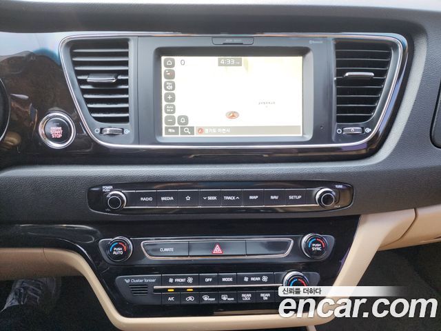 Kia Canival 2019 — photo 13